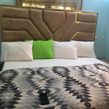 Luxury Place Hotel And Apartments Abuja Esterno foto