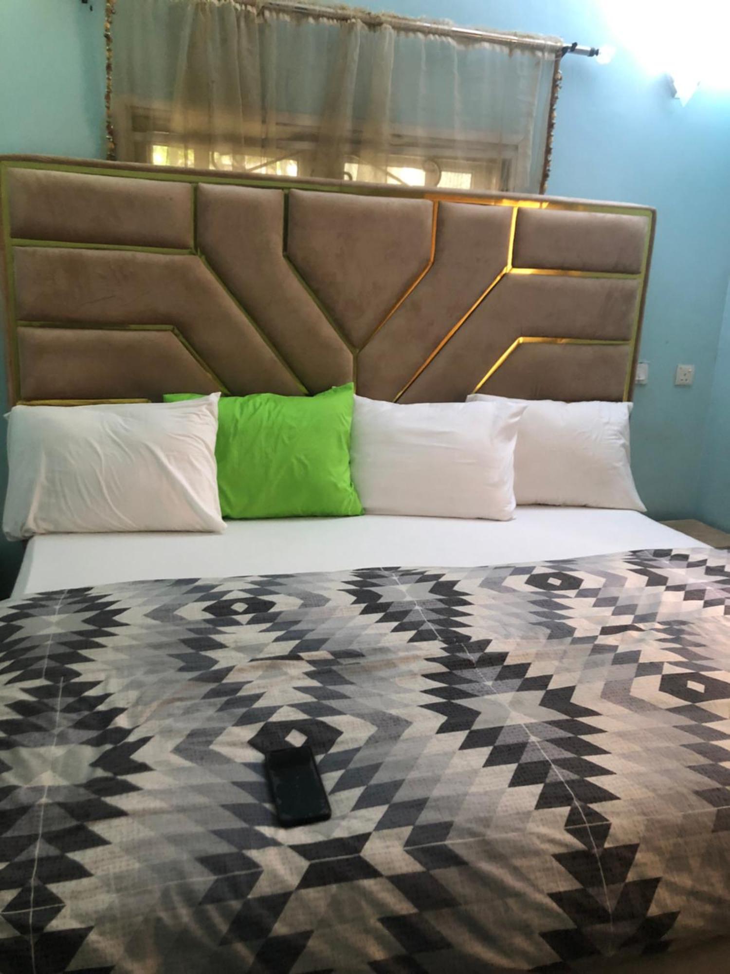 Luxury Place Hotel And Apartments Abuja Esterno foto